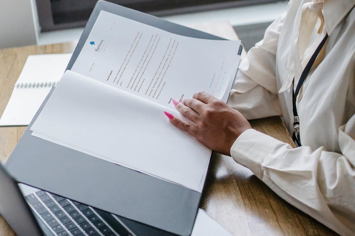 Classement des métiers les mieux payés au Cameroun — salaires en FCFA